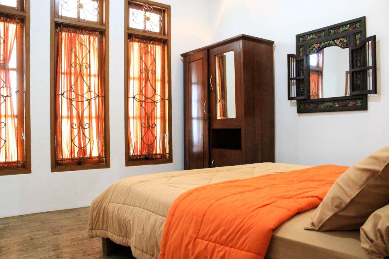 Villa Bukit Berkat Богор Екстериор снимка