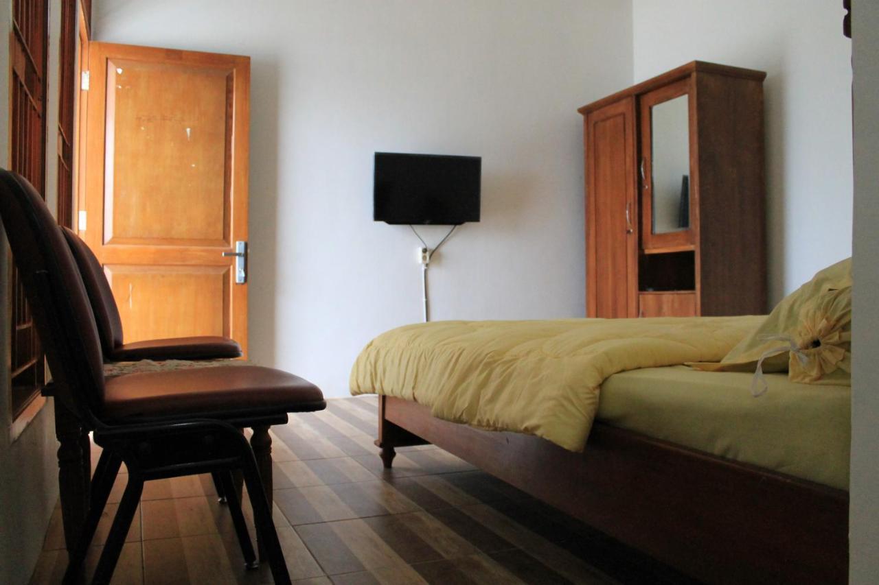 Villa Bukit Berkat Богор Екстериор снимка