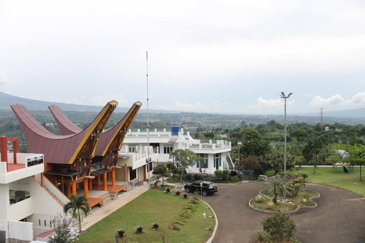 Villa Bukit Berkat Богор Екстериор снимка