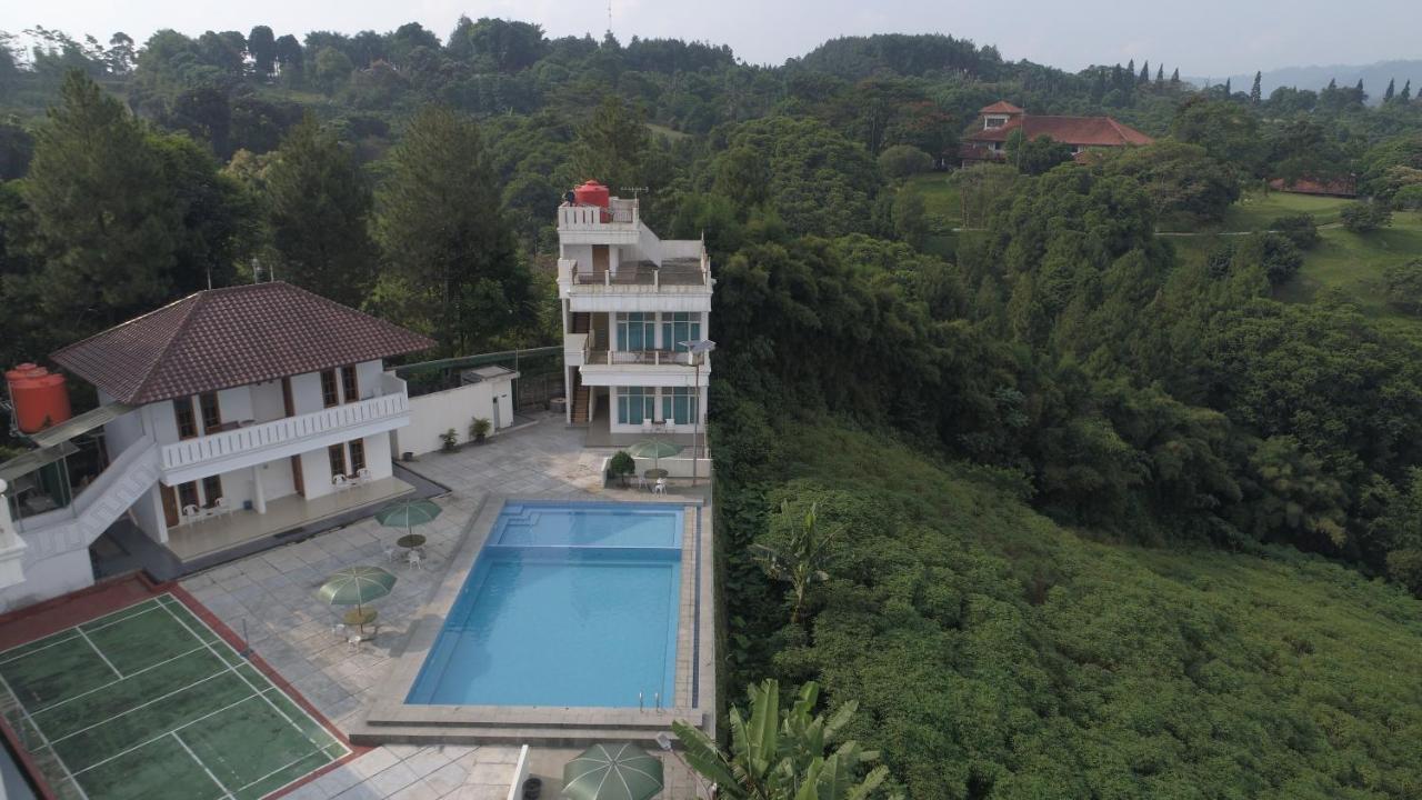 Villa Bukit Berkat Богор Екстериор снимка